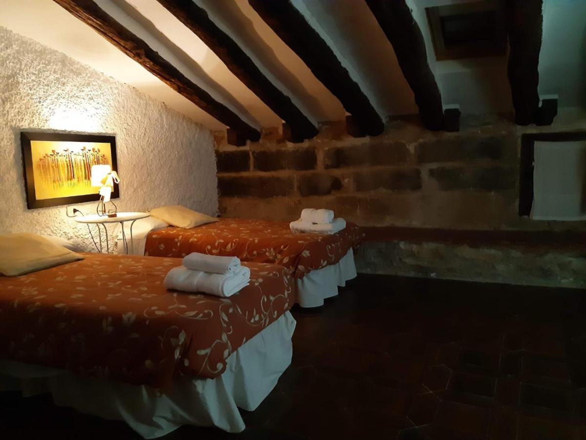 Lo Cremallé Valderrobres Extérieur photo